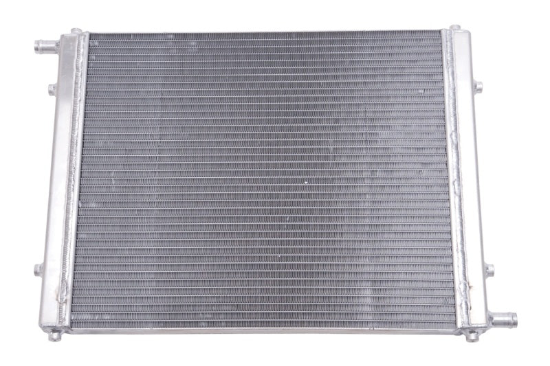 Edelbrock Heat Exchanger Single Pass Single Row 31 000 Btu/Hr 22In W X 16 5In H X 1 5In D Black
